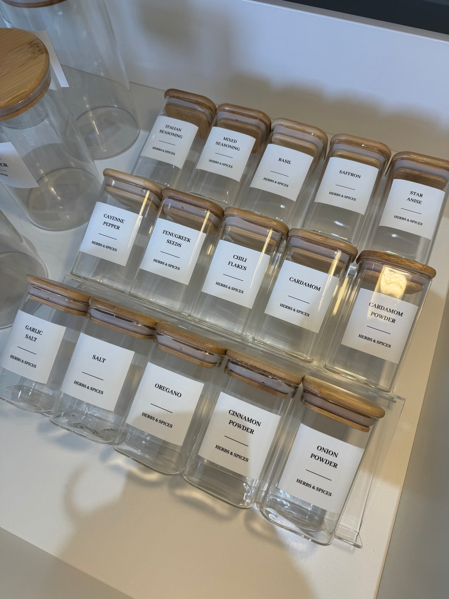 Set of 12 square spice jars 235 ml and labels